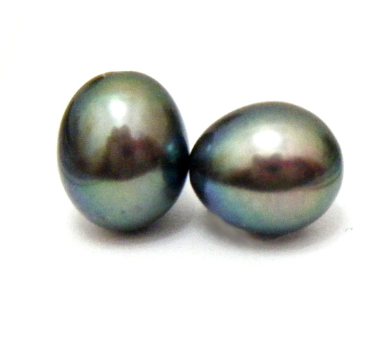 Black 6-7mm Half Drilled Drop Pair